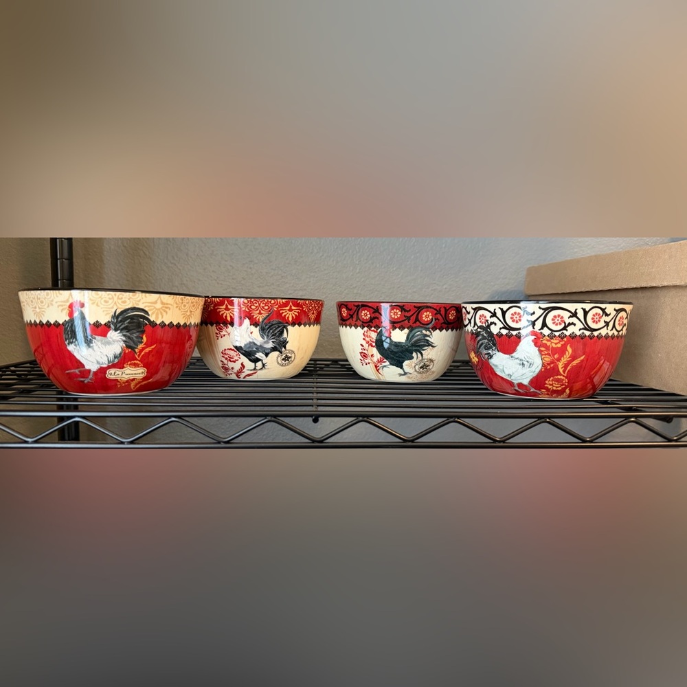 Rooster Ceramic Serving Bowls in Red and Cream (Set of 4)